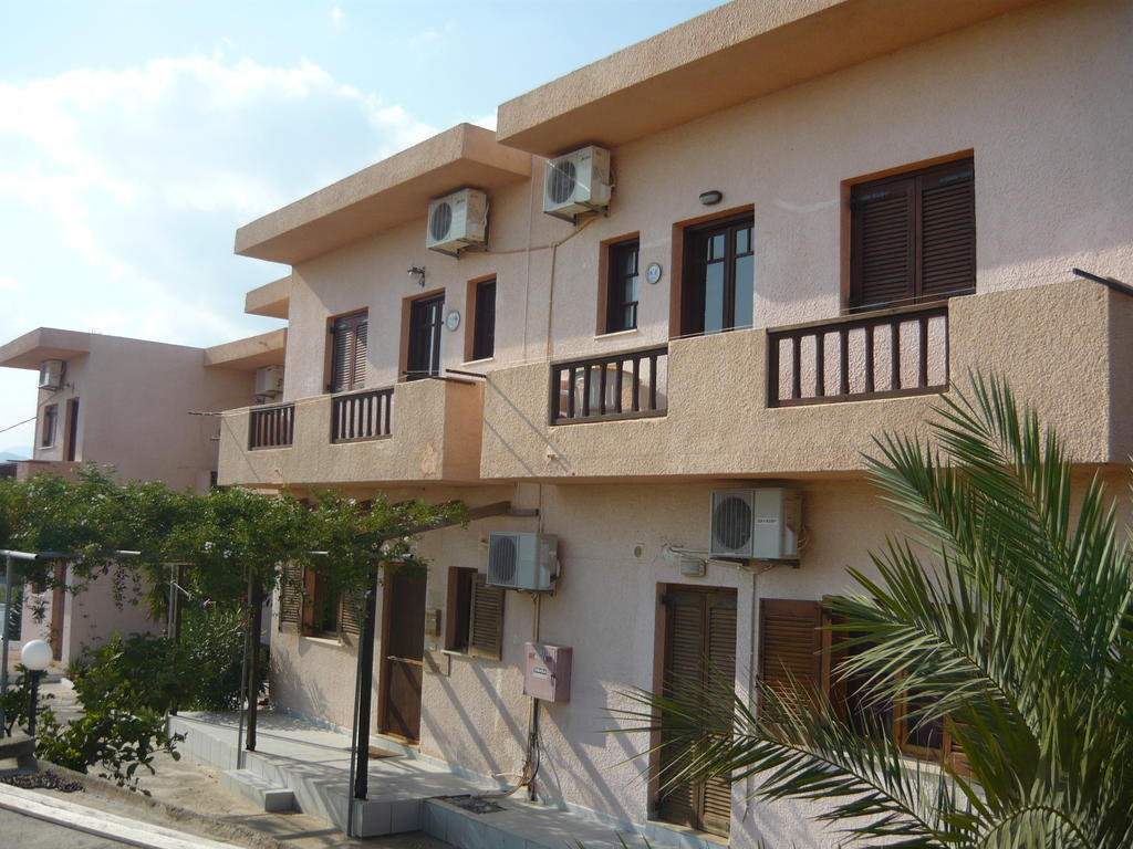 Apartment Victoria Makrýgialos